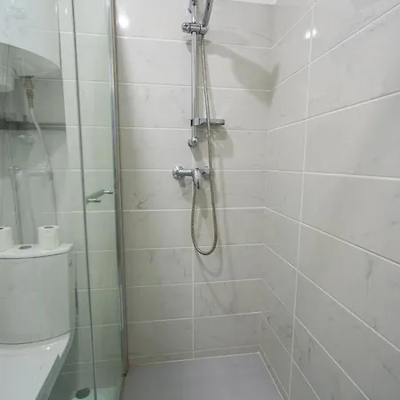 Capstay La Rhonelle - Netflix - 2 Chambres - Cuisine Valenciennes Exterior photo