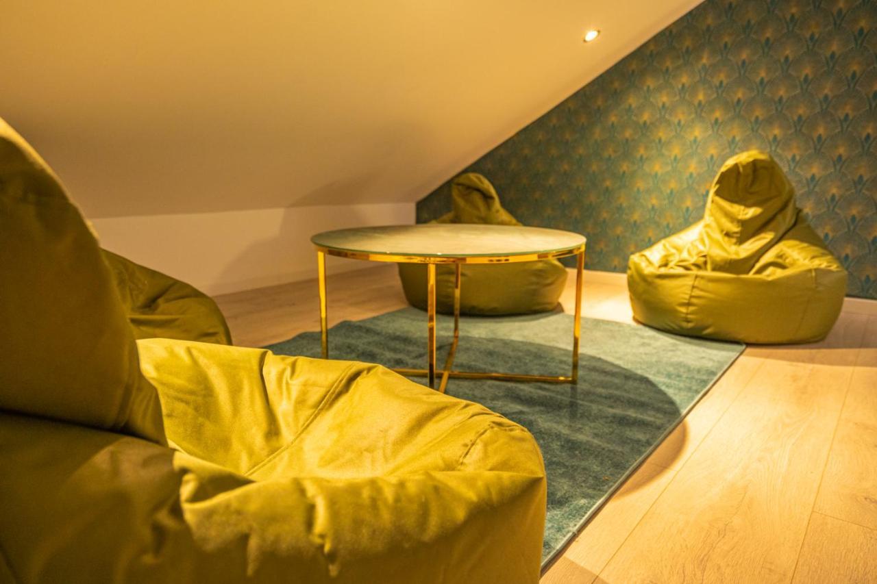 Capstay La Rhonelle - Netflix - 2 - Cuisine Apartment Valenciennes